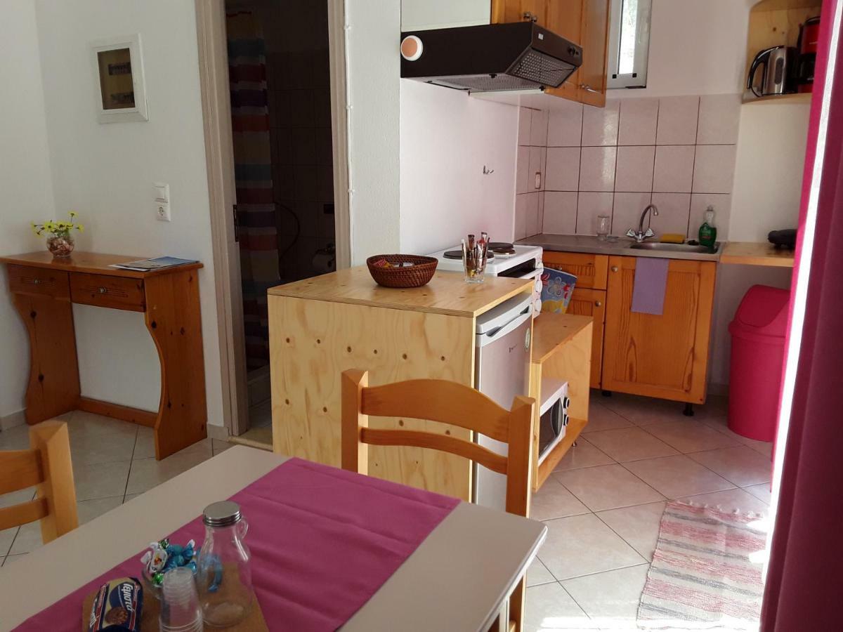 Aaron Studios Apartments Agia Fotia  Exterior foto